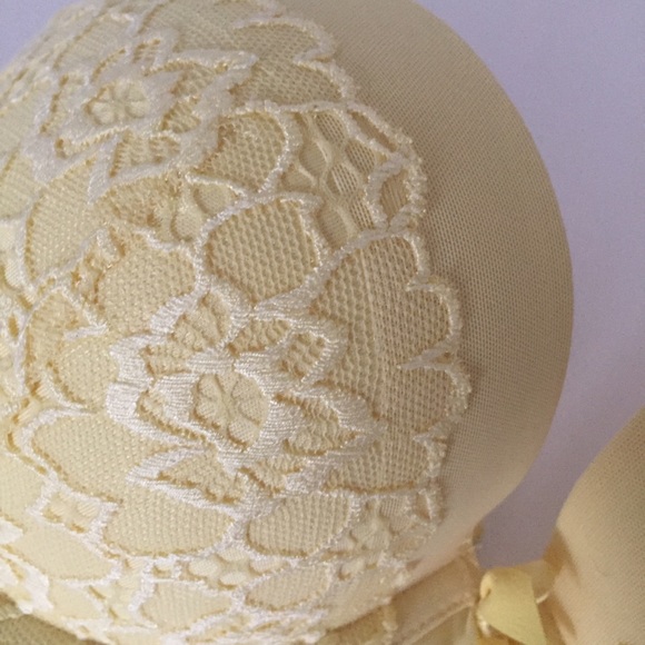 Aerie Yellow Ella Lace Bra - Picture 2 of 4